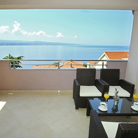 Apartments Nemira Exclusive Omis Exterior photo
