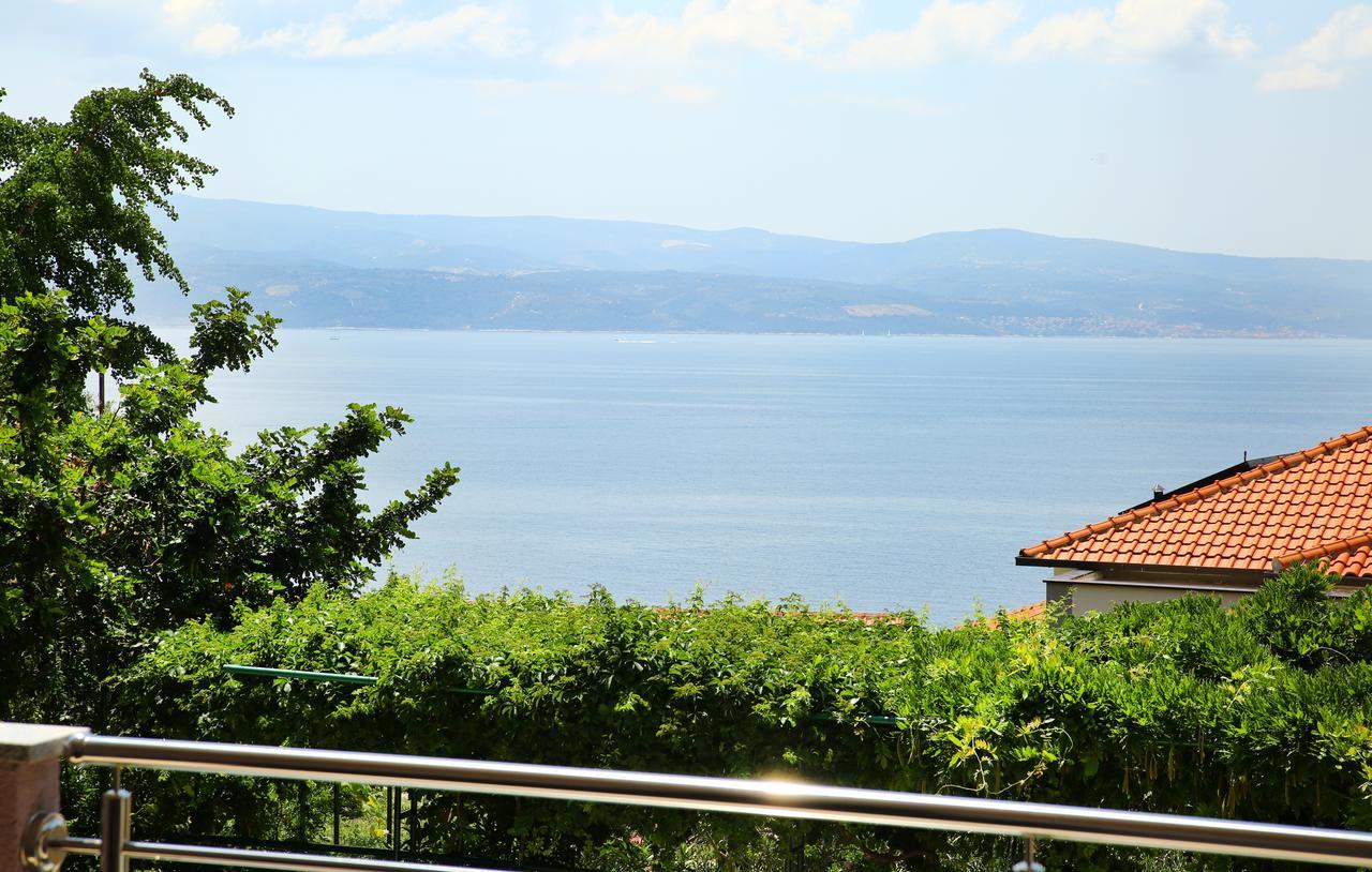 Apartments Nemira Exclusive Omis Exterior photo